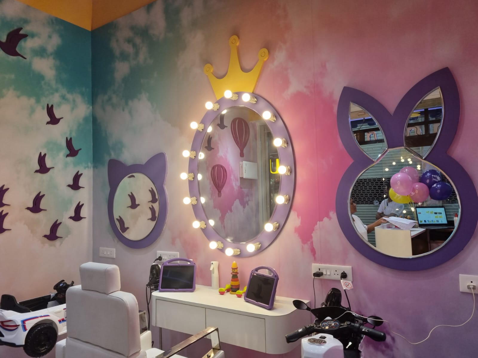 Kids haircut salon